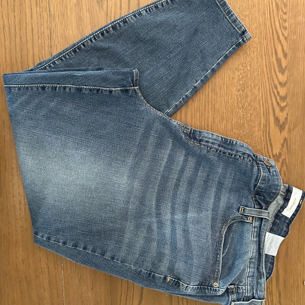 Signature by Levi Straus Plus size 24W skinny jeans